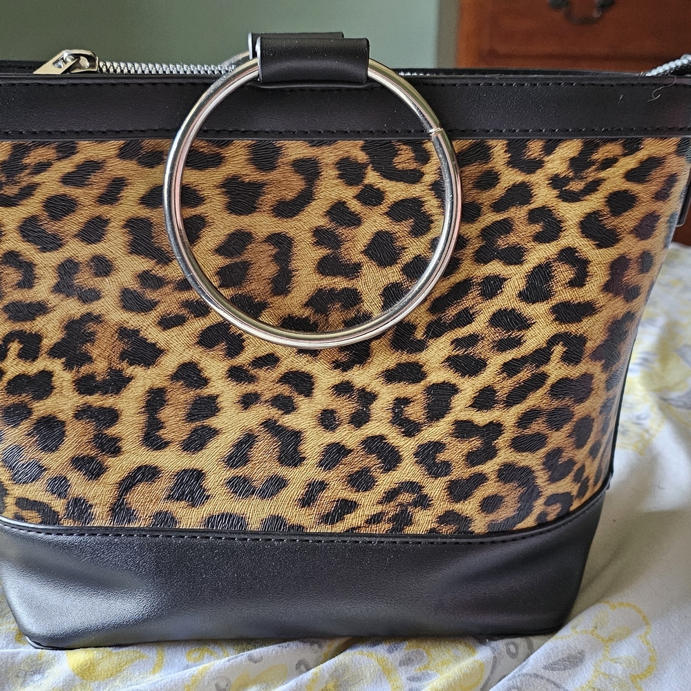 Leopard Print Ring-Handle Women's Tote Bag - Black & Brown